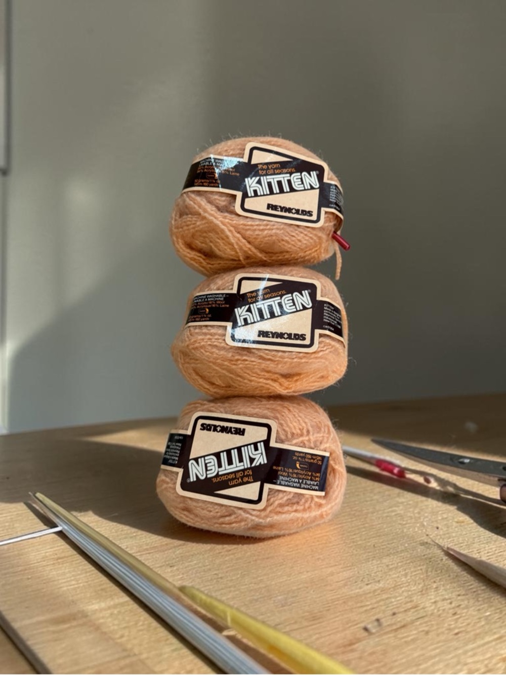 🫶🏻 Reynolds Kitten Mohair Blend Yarn - Peach